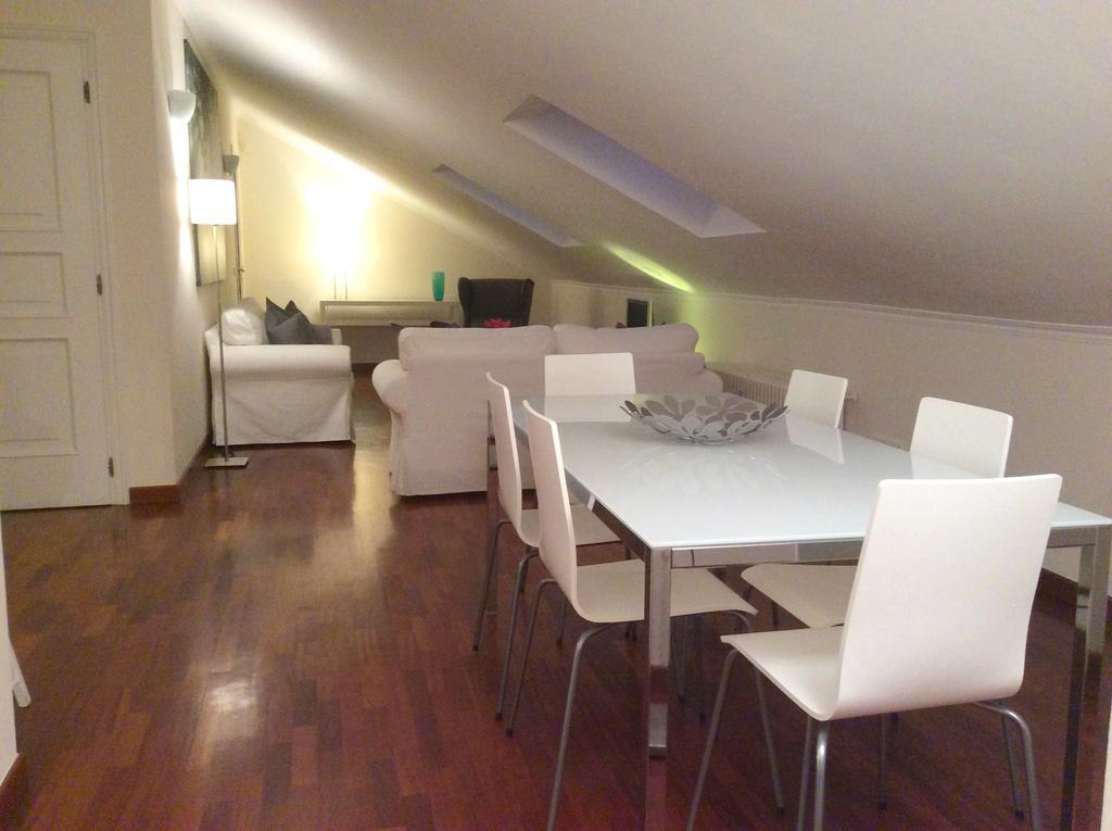 Apartment La Mansarda Alba (Piedmont) Quarto foto